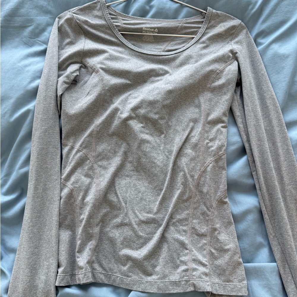 Reebok Women's Gray Long Sleeve Top